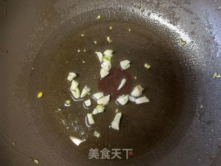螺丝椒胡萝卜炒鸡蛋的做法步调：7