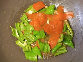 螺丝椒胡萝卜炒鸡蛋的做法步调：11