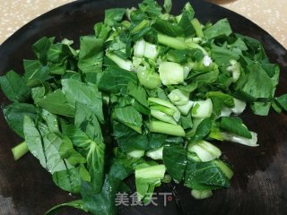 青菜蘑菇汤的做法步调：3