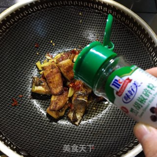喷鼻煎鳗鱼的做法步调：5