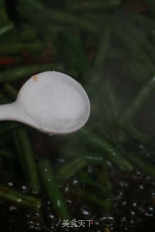炒四时豆的做法步调：9