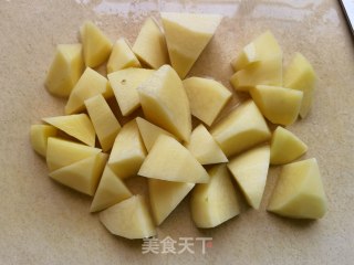洋葱土豆炖土鸡的做法步调：5