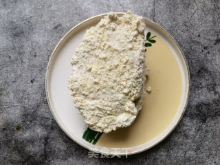 脚抓饼卷死菜鸡排的做法步调：2