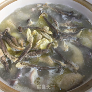 猪肚煲鸡汤的做法步调：9