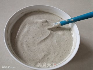 乌芝麻戚风蛋糕（8微暇圆模）的做法步调：6