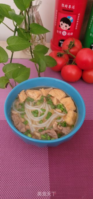 肥肉油豆腐汤米粉的做法步调：10