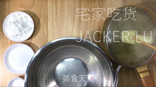 菱形炸薯条，比薯条更好吃，中坚里糯，糯叽叽甘美蜜，心感超好。的做法步调：2
