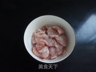 西芹炒肉片的做法步调：2