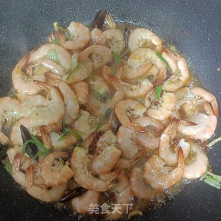 辣炒年夜虾的做法步调：7