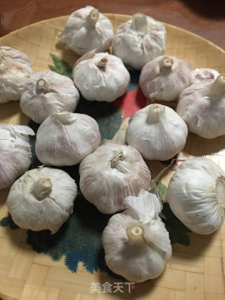 腊八蒜的做法步调：1