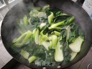 烫里青菜鸡蛋盒子的做法步调：2
