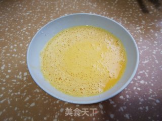 烫里青菜鸡蛋盒子的做法步调：4