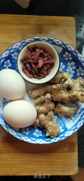 风姜煎蛋烧酒鸡汤的做法步调：3