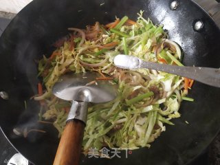 炒粉丝的做法步调：10