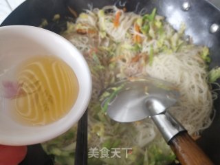 炒粉丝的做法步调：13