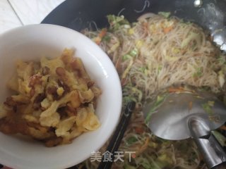 炒粉丝的做法步调：15