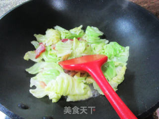风干肉炒包心菜的做法步调：5