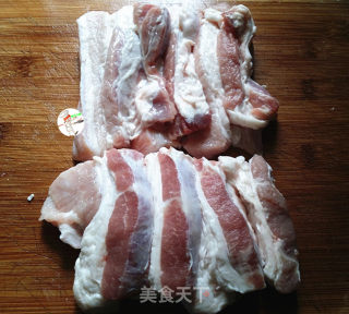 把子肉的做法步调：2