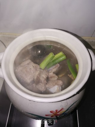 干豆角炖排骨配卤蛋的做法步调：3