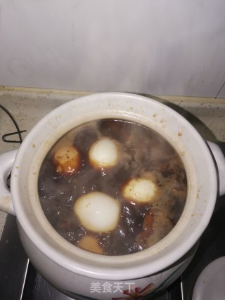 干豆角炖排骨配卤蛋的做法步调：6
