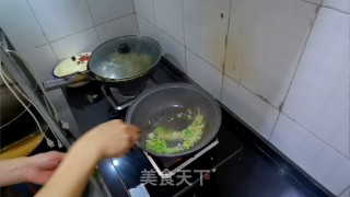 西白柿牛腩里的做法步调：2