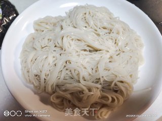 葱油拌里的做法步调：4