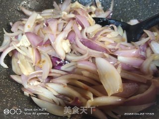 鸡肉炒洋葱的做法步调：5