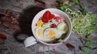 鸡蛋圣女果拌燕麦的做法步调：6