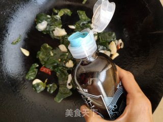 三七叶烧豆腐的做法步调：6