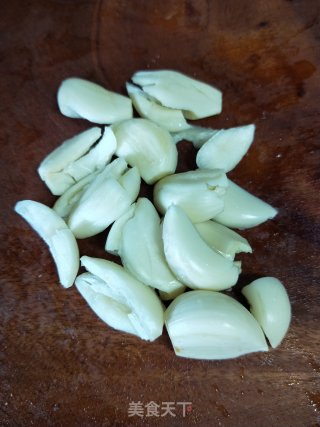 笋干酸菜炖肉的做法步调：7