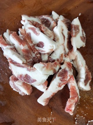 笋干酸菜炖肉的做法步调：6