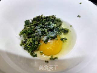 喷鼻椿炒鸡蛋的做法步调：4
