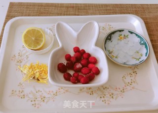 莓汁柠檬金丝皇菊茶的做法步调：1