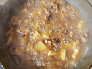 糯玉米土豆炖鸡腿的做法步调：18