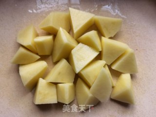 糯玉米土豆炖鸡腿的做法步调：15