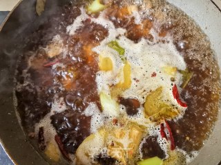 糯玉米土豆炖鸡腿的做法步调：12