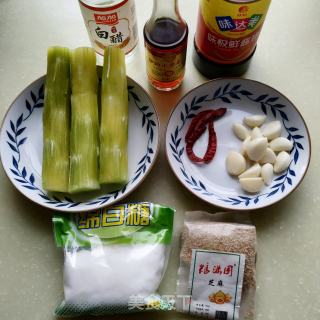 凉拌莴苣丝的做法步调：1