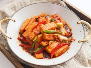 辣酱烧豆腐的做法步调：10