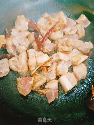 吃起去一面皆没有油腻的白烧肉的做法步调：5