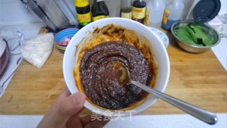 老北京炸酱里的做法步调：3