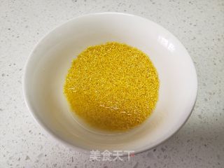 小米豌豆粥的做法步调：1