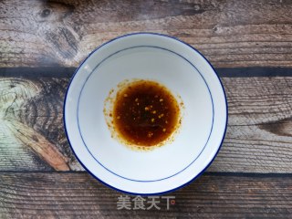 荷兰黄瓜洋葱拌鲍鱼的做法步调：9