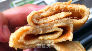 齐麦鸡蛋饼，搅战搅战便是甘旨，坚实又饱背。的做法步调：8