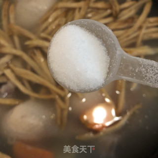 浑炖鸡腿的做法步调：12