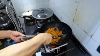 酱油蛋炒饭的做法步调：6