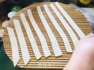 辣子土豆丝拌扯里的做法步调：11