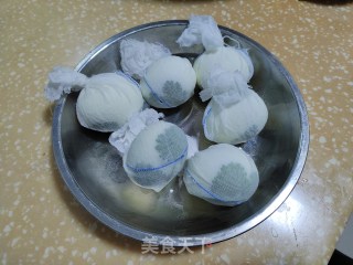 【初夏灿烂】坐夏茶叶蛋的做法步调：7