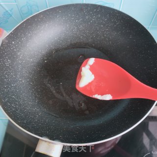 青炒小利剑菜的做法步调：3