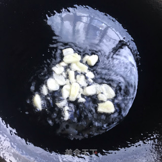 翡翠虾仁的做法步调：5