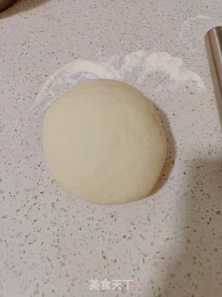 喷鼻菇猪肉馅饺子的做法步调：1